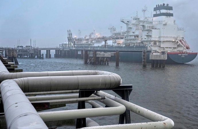 Deutsche Regas plant wieder zweites LNG-Schiff für Importterminal vor Rügen