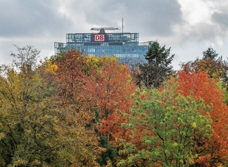 Bahn prüft Reduzierung des Zugverkehrs für mehr Pünktlichkeit